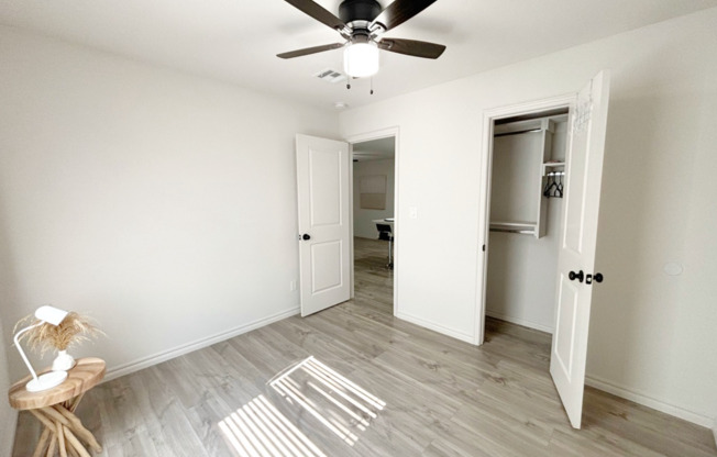 1 bed, 1 bath, 616 sqft, $1,049, Unit 23