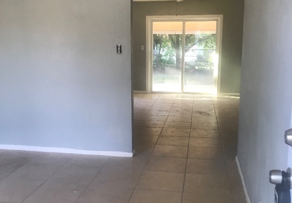 12326 Trailing Oaks St