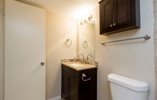 1 bed, 1 bath, 589 sqft, $999, Unit 121 A2 Patio First Floor