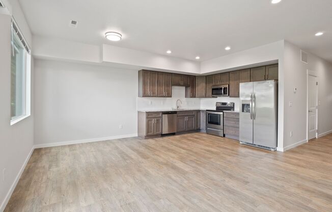 3 beds, 2.5 baths, 1,693 sqft, $2,500, Unit 27 S Park Ave Unit B