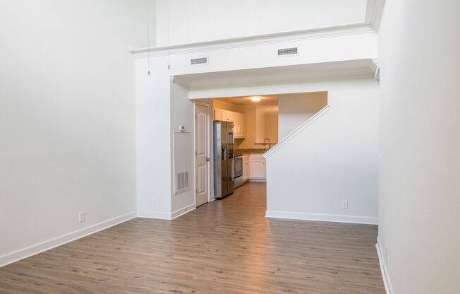 End unit townhome with downstairs primary!