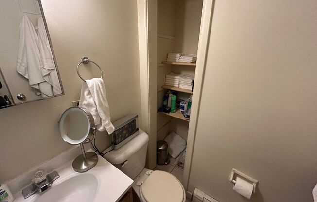 1 bed, 1 bath, $850, Unit 113