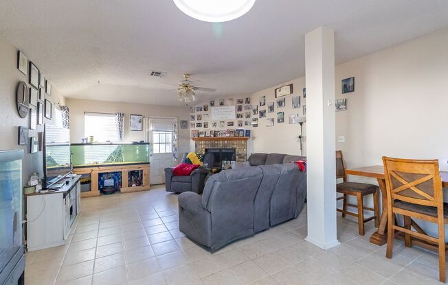 3 beds, 2 baths, $1,600