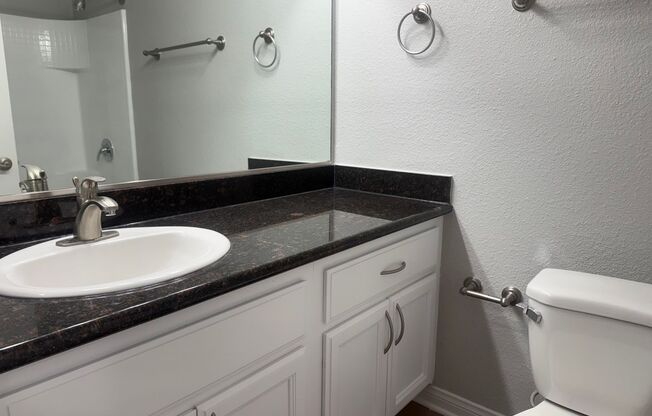 2 beds, 2 baths, 980 sqft, $3,155, Unit 819-34