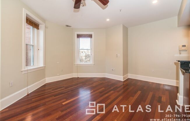 Available Now! Gorgeous 2 Bedroom Condo in Columbia Heights!