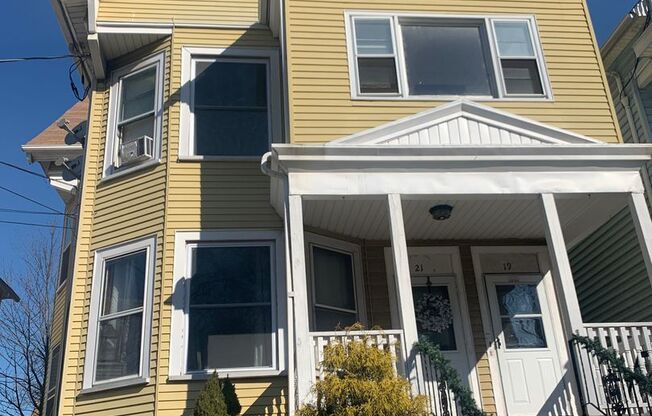 3 beds, 1 bath, 1,011 sqft, $2,500, Unit 19 Woodland St. - 3rd Fl