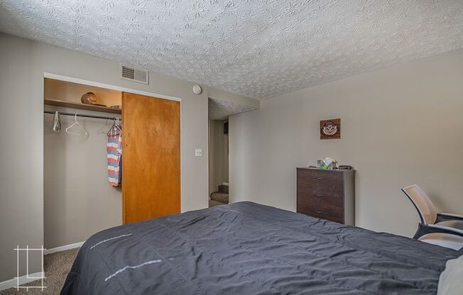 1 bed, 1 bath, $975, Unit 268 Buttles Ave