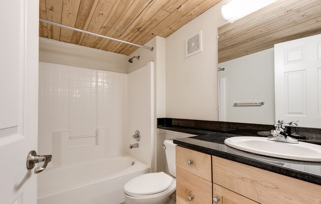 1 bed, 1 bath, 543 sqft, $1,375, Unit 208
