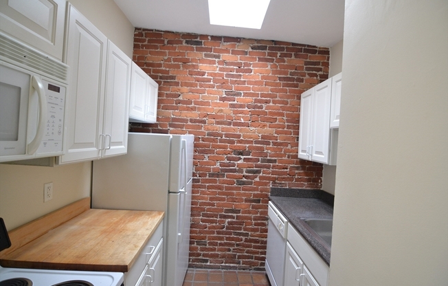 1 bed, 1 bath, 586 sqft, $2,935, Unit 12-7