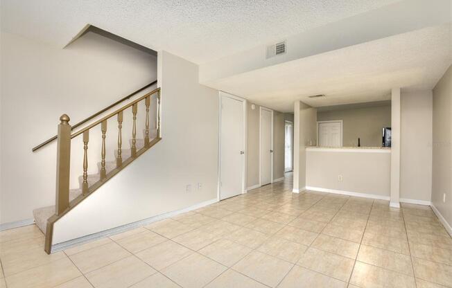 2726 GRAY FOX LN