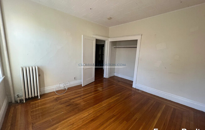 126 Warren St 024