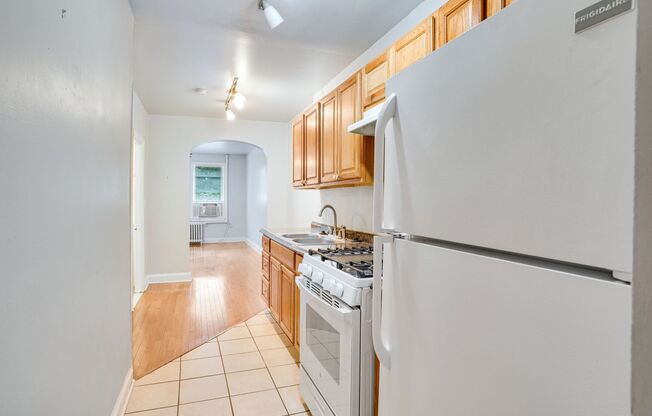 Kingman Park Charming Brick Townhome - Move-In Ready