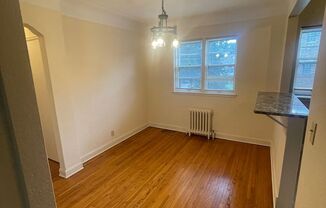 2 beds, 1 bath, 753 sqft, $1,409, Unit 208