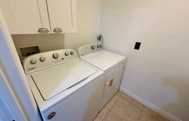 2 beds, 2 baths, $1,695, Unit UNIT 2251