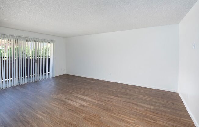 2 beds, 2 baths, 1,045 sqft, $2,695, Unit F-07