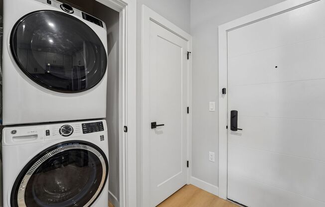 1 bed, 1 bath, 699 sqft, $2,247, Unit 1505