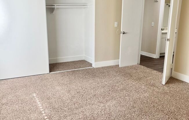 2 beds, 1 bath, 896 sqft, $1,895, Unit 101