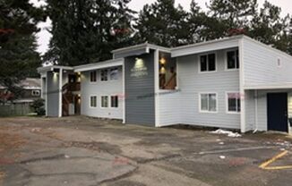 R44 Woodland Apartments