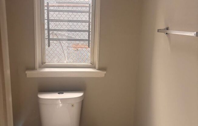 Spacious 3BR Home Near Coppin State – Recently Updated & Ready Now!