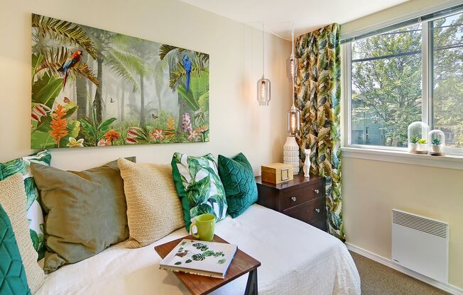 Convenient Apartments on Cap Hill!