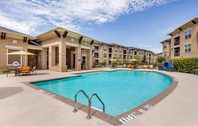 Welcome to Mansfield on the Green. Discover Our Apartments in Mansfield, TX
