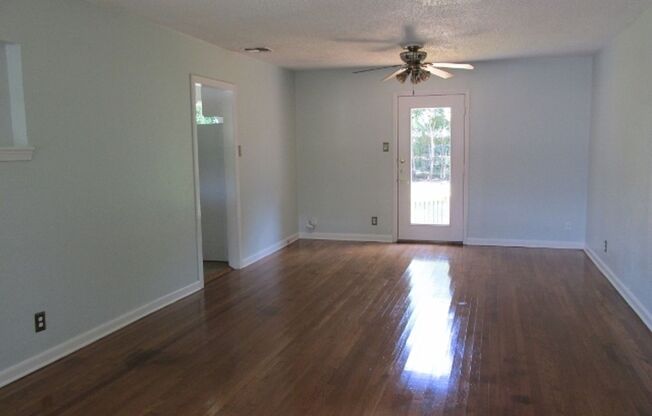 3 BEDROOM TERRELL HILLS