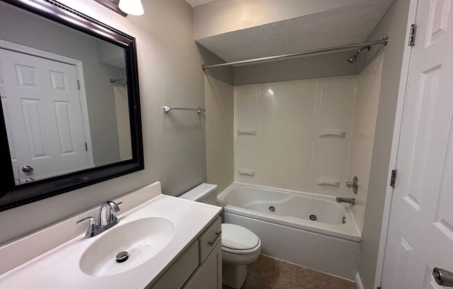 2 beds, 2 baths, 1,350 sqft, $1,745, Unit 3C