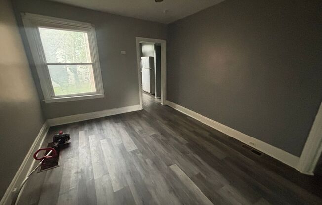 2 bedroom 1 bath house for rent in Mt Washington!