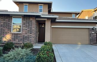 Luxury Home in Natomas!