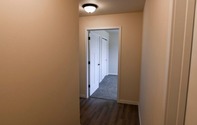 2 beds, 1.5 baths, 1,237 sqft, $1,640, Unit HO 133-03