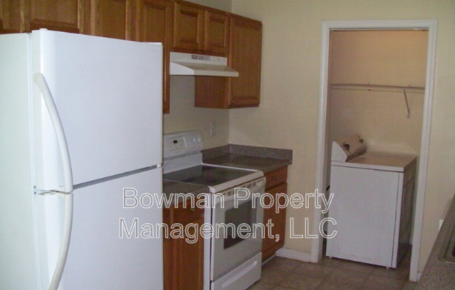235 ALAWANA DR 