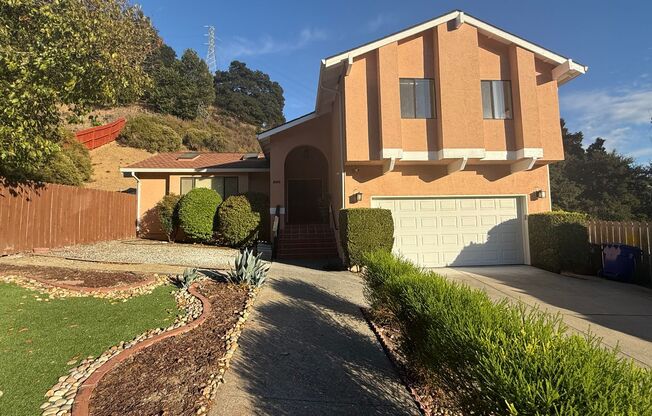 3-Bedroom Single Family Home in El Sobrante Hills