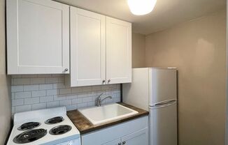 1 bed, 1 bath, 552 sqft, $425, Unit 9A