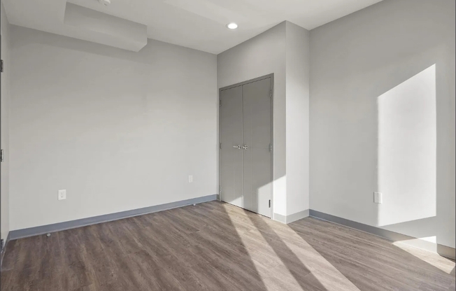 1 bed, 1 bath, 650 sqft, $3,300, Unit 5