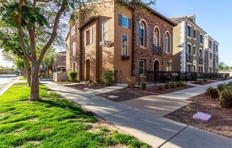 3 Bed, 2 Bath in Gated Val Vista Classic