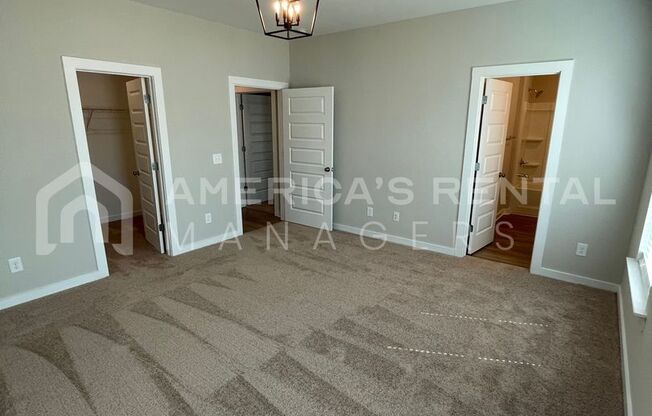 3 beds, 2 baths, $1,595