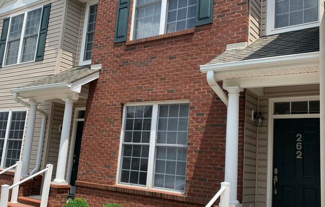 2 Bedroom 2 Bath Townhouse