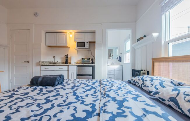 125 Broadway Residences