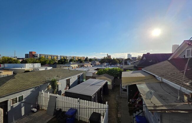 Studio, 1 bath, 327 sqft, $1,695, Unit 206