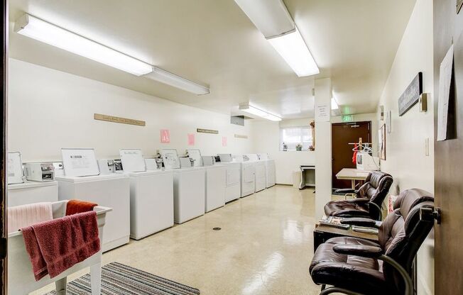 Hillcliff Apartments