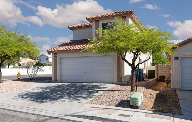 NW home located close to Summerlin Parkway