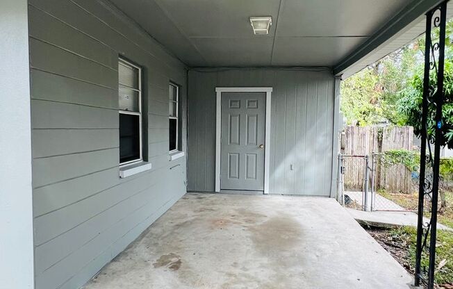 3 beds, 1 bath, $1,995