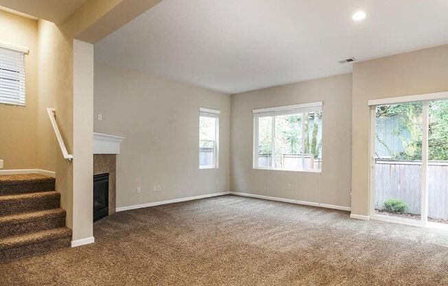 4 bedroom 2.5 bathroom home