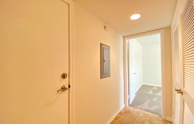 Great Condo in "The Bluffs" Community of Coastal Carlsbad!!