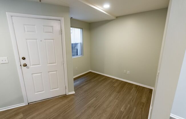 Studio, 1 bath, 238 sqft, $1,848, Unit 108