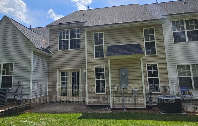 10035 UNIVERSITY PARK LN