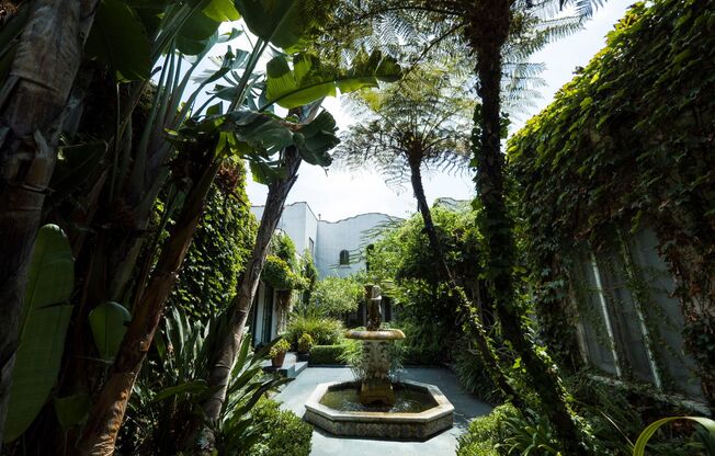 1002-1012 1/2 N. Sweetzer Ave.