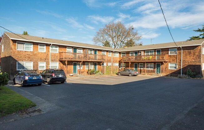 2 beds, 1 bath, 801 sqft, $1,799, Unit 3030-10