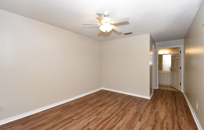 3 beds, 2 baths, $1,700