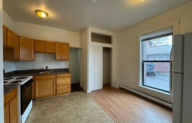 Natalie Apartments